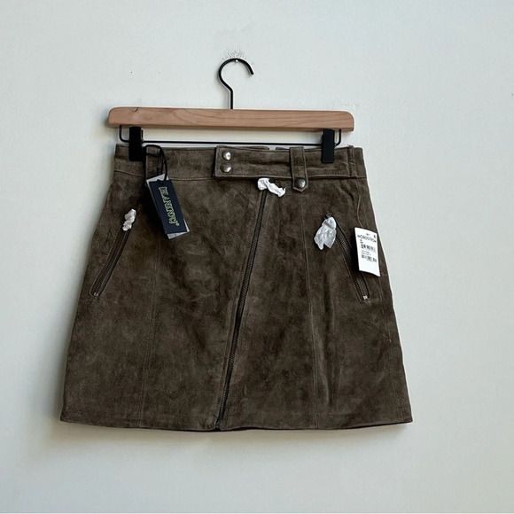 Blank NYC Run For It Taupe Suede Leather Mini Skirt Sz 26 Diagonal Zip Button - Picture 5 of 14